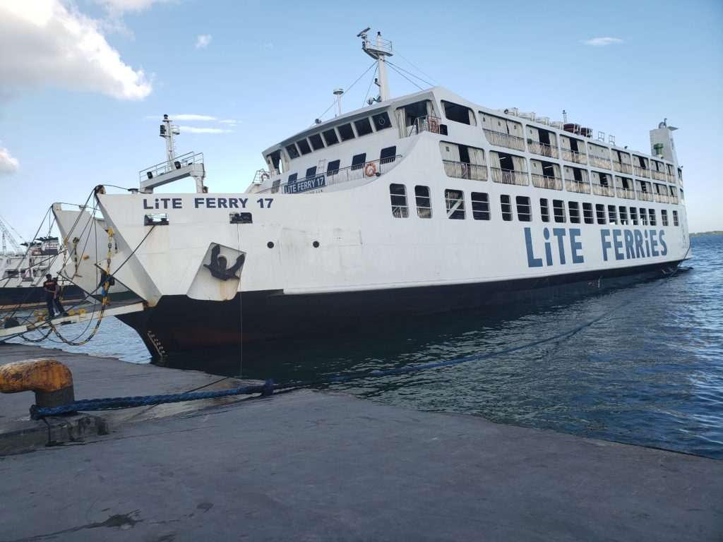 Transporte entre ilhas - ferry boat