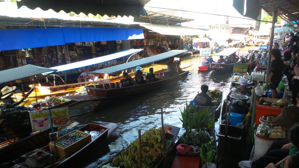 Mercado Flutuante em Bangkok