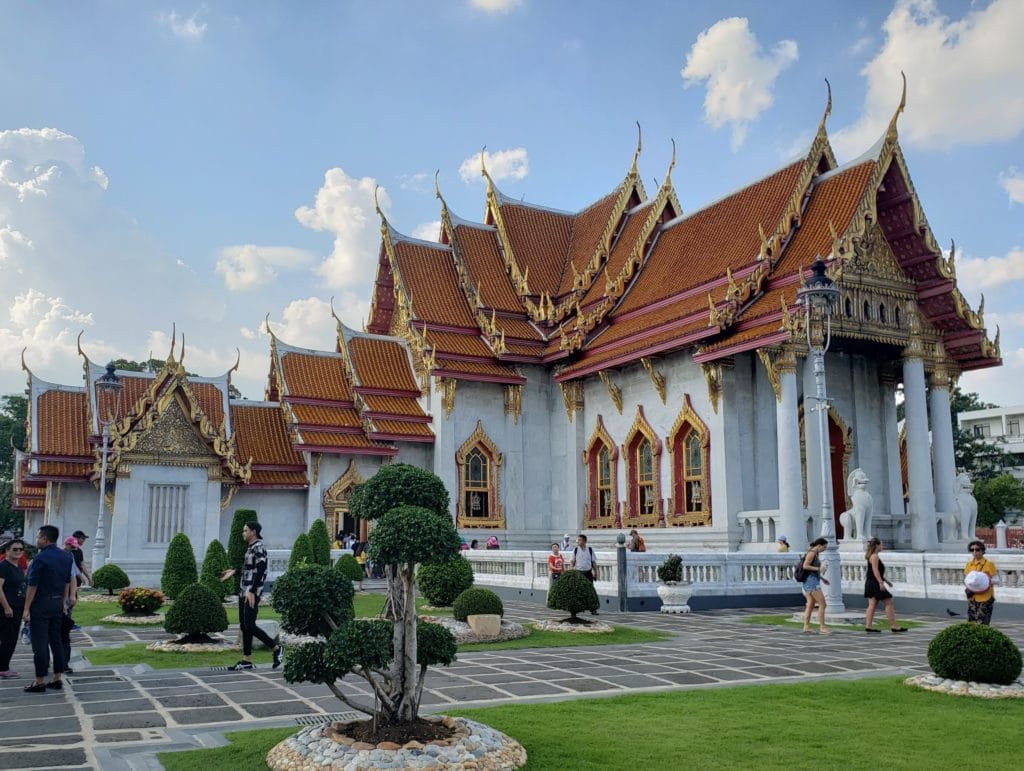 Templos em Bangkok - Wat Benchamabophit